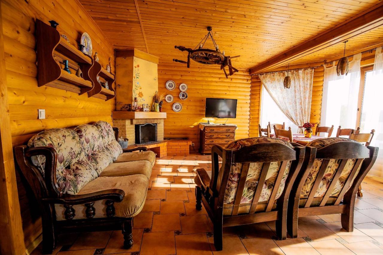 Country House Domik V Derevne Markovtsy  Exteriör bild