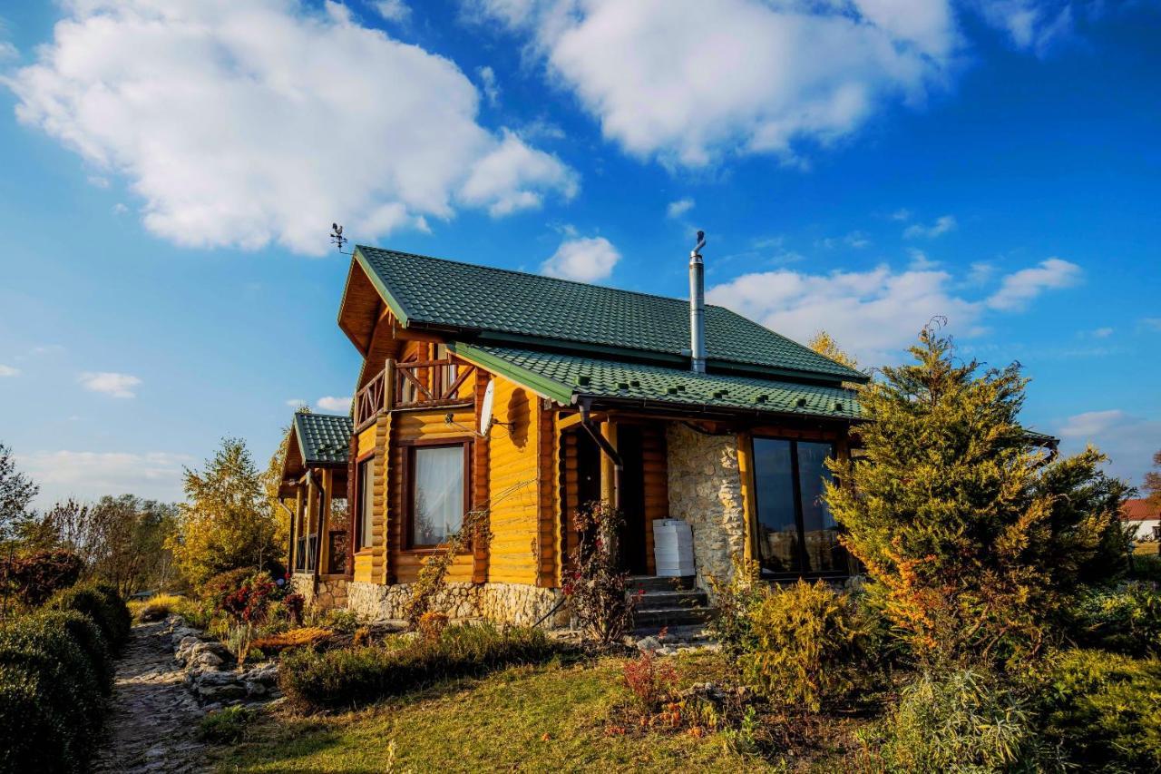 Country House Domik V Derevne Markovtsy  Exteriör bild